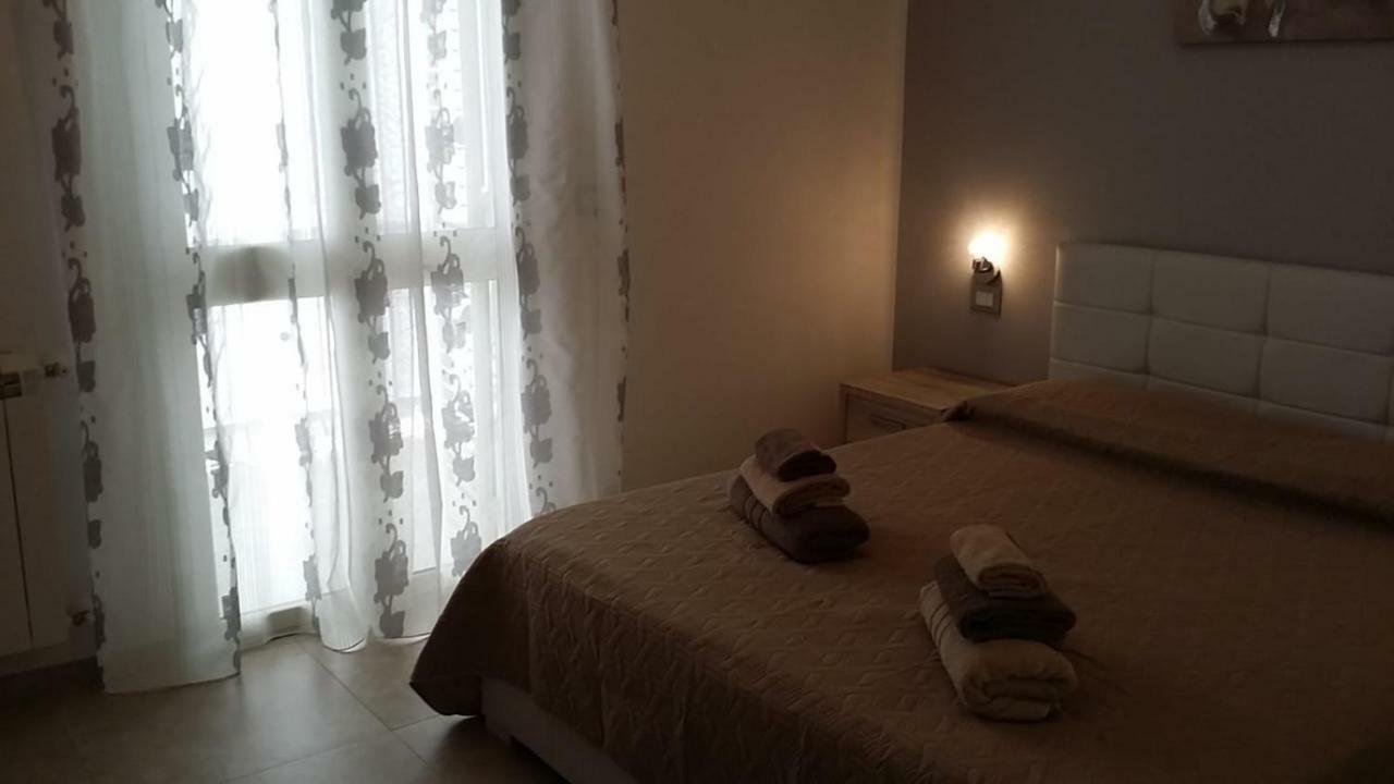 Casa Archimede Apartment Сиракуза Екстериор снимка